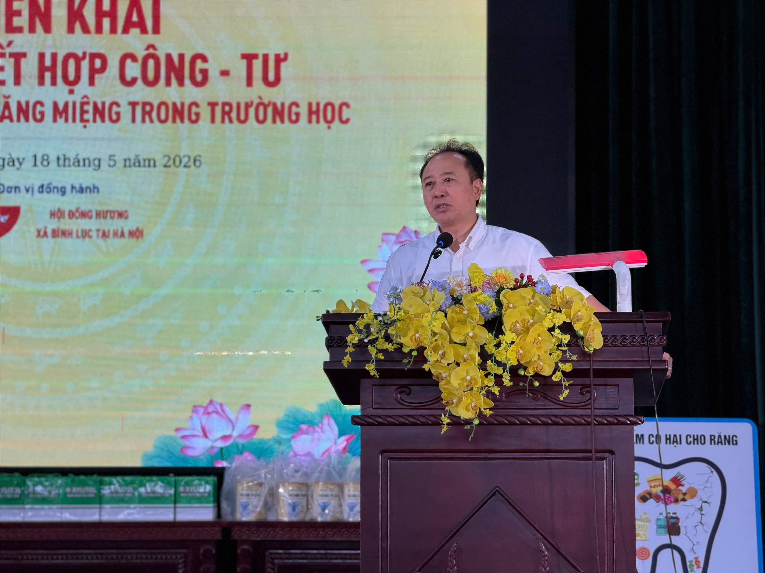 Triển khai mô hình kết hợp công - tư chăm sóc sức khỏe răng miệng học đường